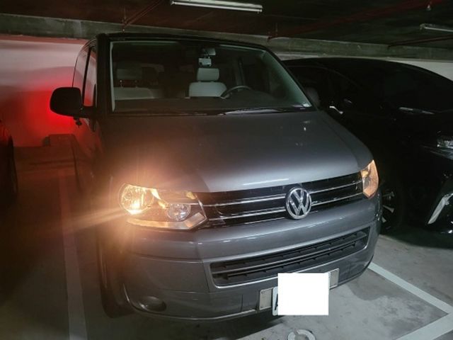 VOLKSWAGEN福斯 T5 CARAVELLE  第6張相片