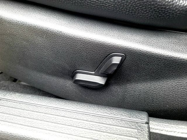 M-BENZ賓士 C250  第17張相片