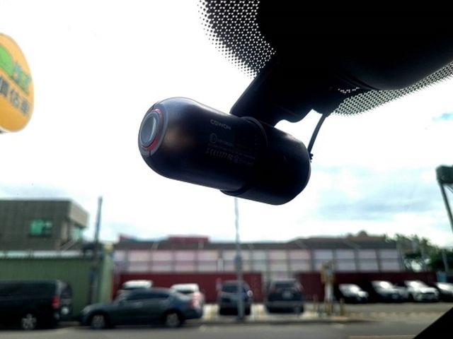 M-BENZ賓士 C250  第19張相片