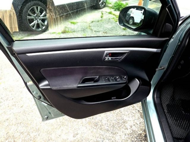 SUZUKI鈴木 SWIFT  第5張相片