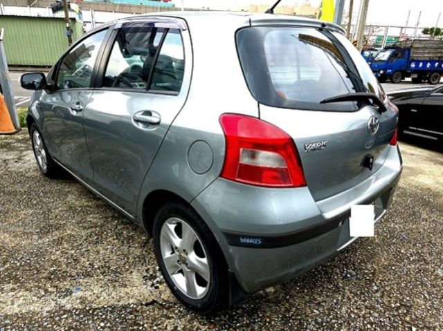 TOYOTA豐田 YARIS  第2張相片