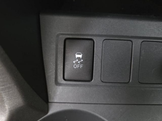 TOYOTA豐田 RAV4  第15張相片