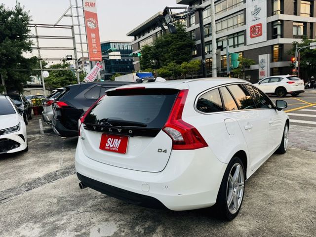 已深耕內湖20年的老店!旗艦版/全速域跟車系統/防碰撞警示/天窗/盲點偵測/車道偏移/雙電動椅/藍芽  第6張相片