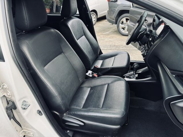 已深耕內湖21年的老店!原鈑件/頂級S版/免鑰匙/環景影像/安卓機/只跑3萬公里/極新  第14張相片