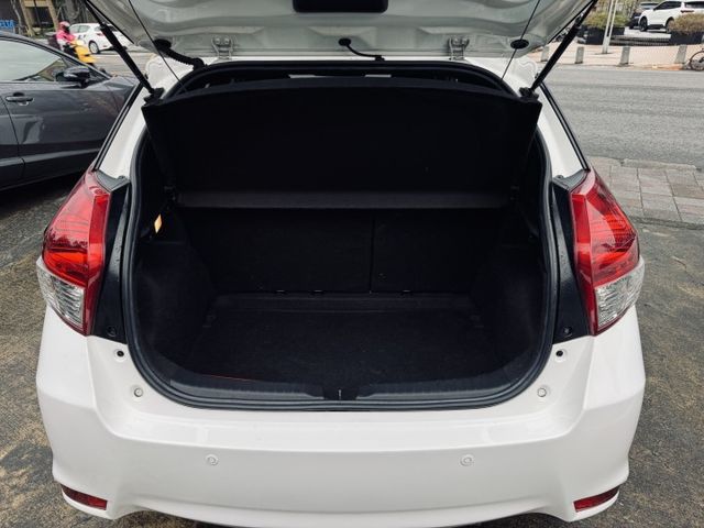 已深耕內湖21年的老店!一手車/免鑰匙Ikey/恆溫空調/安卓機/倒車影像/  第13張相片