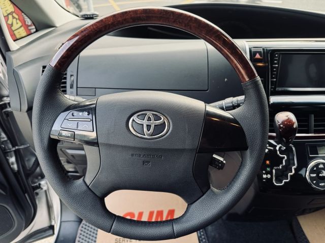 已深耕內湖21年的老店!LED光型頭燈/七速CVT/黑內裝/七人座/藍芽音樂/原廠保養/雙邊滑門/  第10張相片