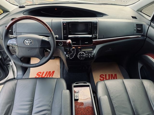 已深耕內湖21年的老店!LED光型頭燈/七速CVT/黑內裝/七人座/藍芽音樂/原廠保養/雙邊滑門/  第11張相片