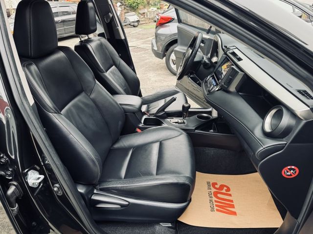 已深耕內湖21年的老店!/一手車/原鈑件/AppleCarplay/Garmin衛星導航/倒車影像/恆溫/定速/  第14張相片