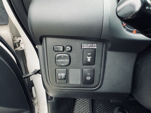 已深耕內湖21年的老店!原鈑件/自用車/倒車影像/抬頭顯示器/行車紀錄器/  第8張相片