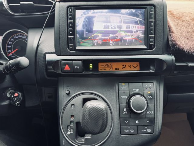 已深耕內湖21年的老店!原鈑件/自用車/倒車影像/抬頭顯示器/行車紀錄器/  第11張相片