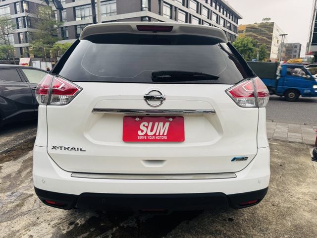 已深耕內湖21年的老店!一手車/原廠保養/全景天窗/衛星導航/環景影像/2WD  第5張相片