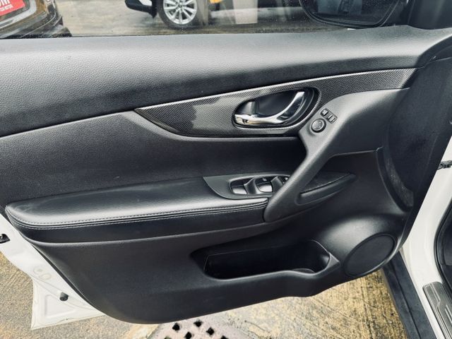 已深耕內湖21年的老店!一手車/原廠保養/全景天窗/衛星導航/環景影像/2WD  第7張相片