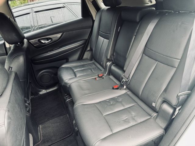 已深耕內湖21年的老店!一手車/原廠保養/全景天窗/衛星導航/環景影像/2WD  第15張相片