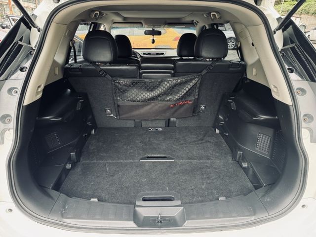 已深耕內湖21年的老店!一手車/原廠保養/全景天窗/衛星導航/環景影像/2WD  第17張相片