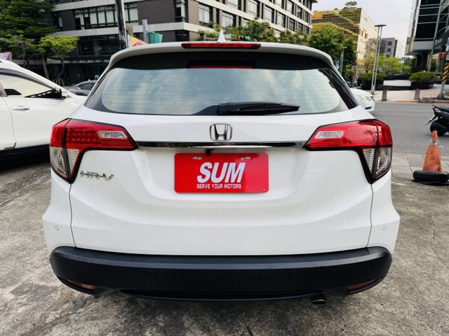 已深耕內湖21年的老店!原鈑件/安卓機/IKEY/恆溫空調/CarPlay/電子手剎車/Auto Hold  第5張相片