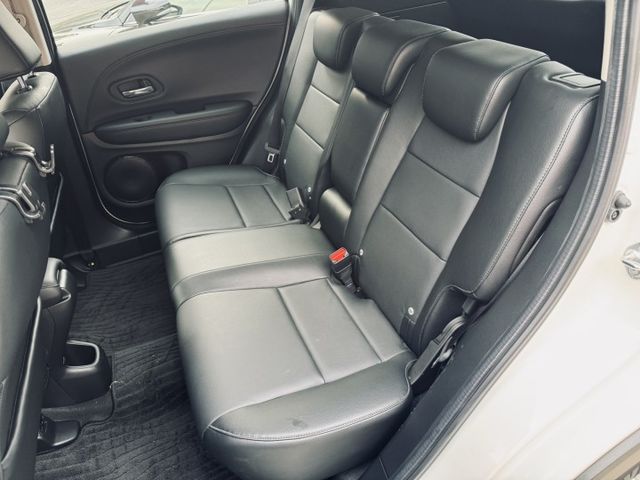 已深耕內湖21年的老店!原鈑件/安卓機/IKEY/恆溫空調/CarPlay/電子手剎車/Auto Hold  第9張相片