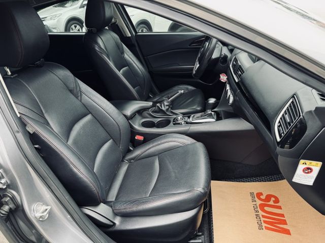 已深耕內湖21年的老店!原鈑件/5門掀背/導航/倒車影像/恆溫空調/年輕人首選  第14張相片