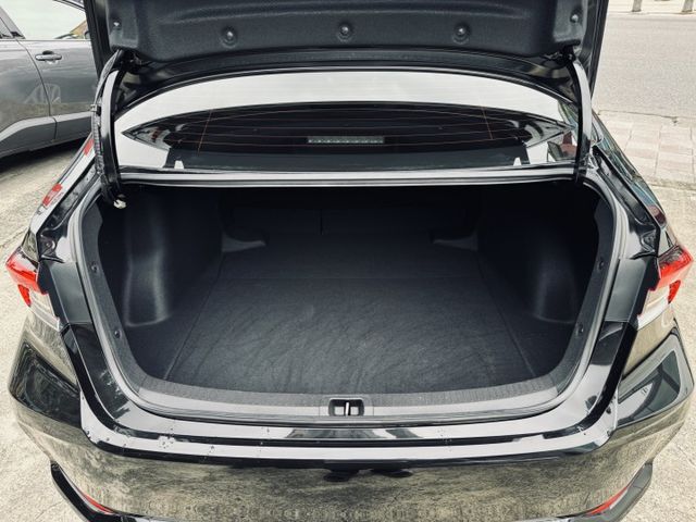 已深耕內湖21年的老店!一手車/ikey免鑰匙/AppleCarplay/倒車影像/藍芽/盲點偵測/極新/  第15張相片