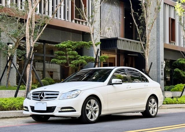 C-CLASS SEDAN W204  第1張相片