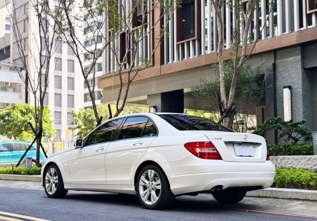 C-CLASS SEDAN W204  第3張相片