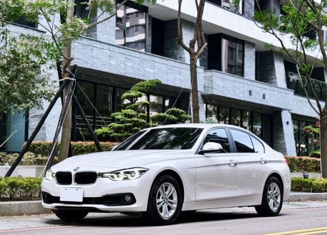 3 SERIES SEDAN F30  第1張相片