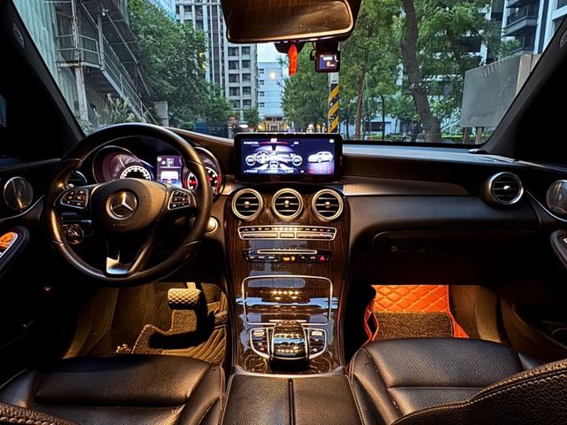 GLC-CLASS  第8張相片