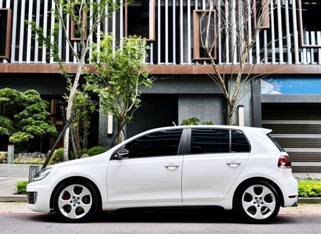 GOLF VI  第2張相片