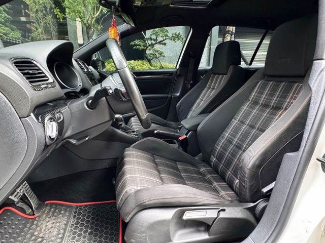 GOLF VI  第6張相片