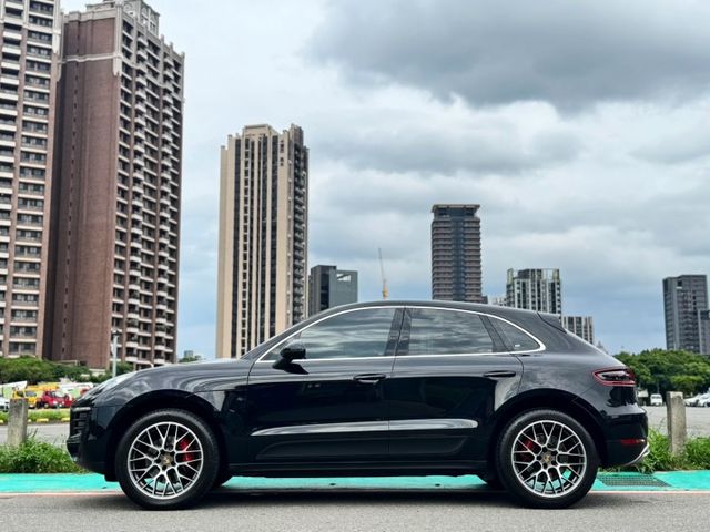 MACAN  第2張相片