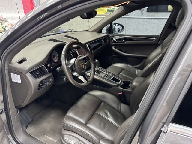 MACAN  第3張相片