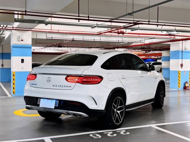 GLE-CLASS  第4張相片