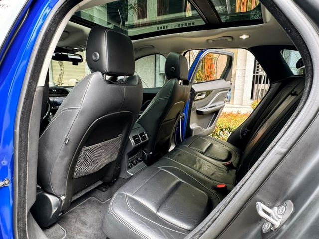 F-PACE  第7張相片