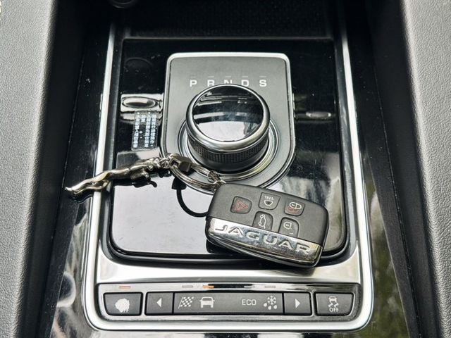 F-PACE  第9張相片