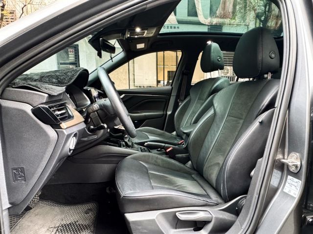 KAMIQ  第6張相片