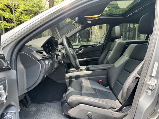 E-CLASS W212  第6張相片