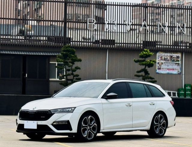 OCTAVIA COMBI  第1張相片