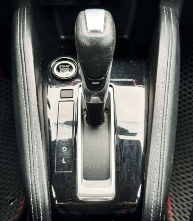 KICKS  第9張相片