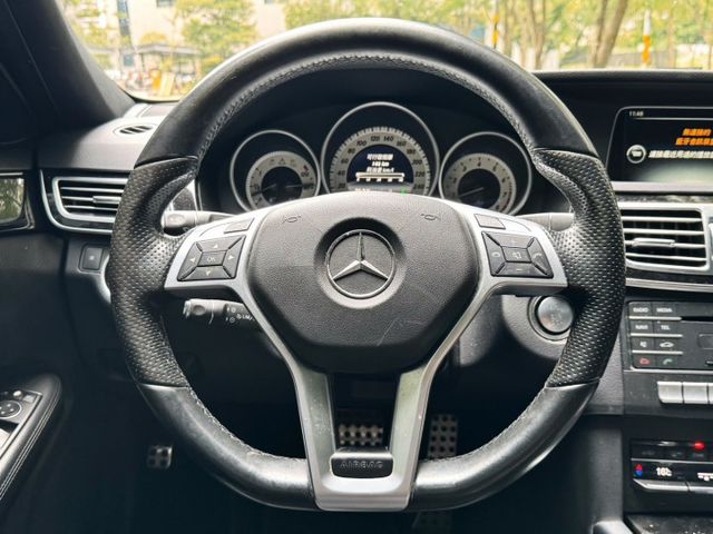 E-CLASS W212  第9張相片