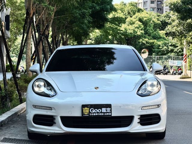 PANAMERA  第4張相片