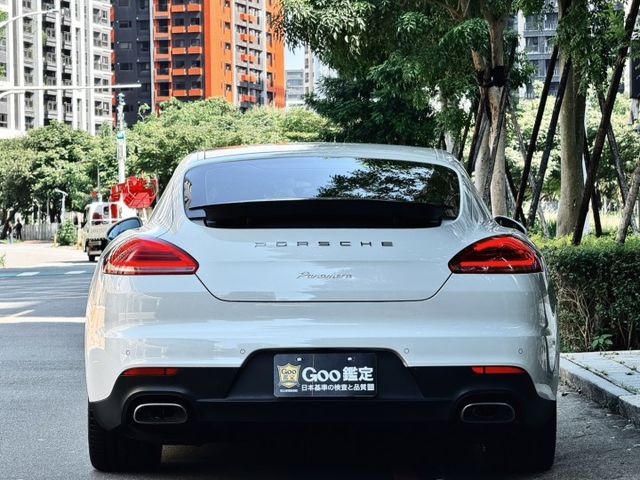 PANAMERA  第5張相片