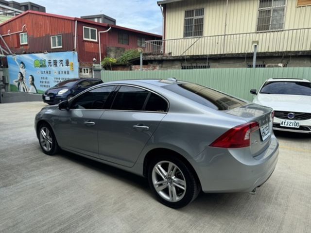 VOLVO富豪 S60  第11張相片