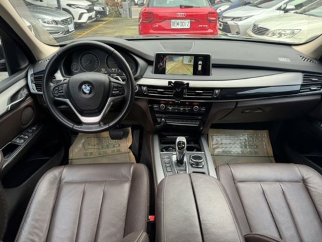 BMW寶馬 X5 XDRIVE30D  第6張相片