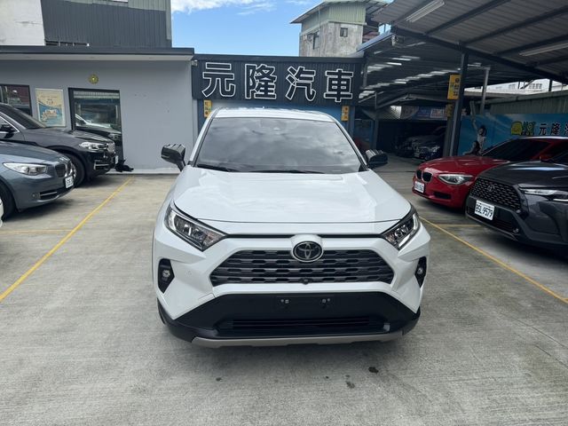 TOYOTA豐田 RAV4  第2張相片