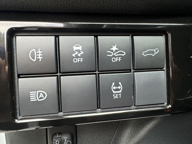 TOYOTA豐田 YARIS CROSSOVE  第8張相片