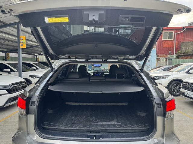 LEXUS凌志 RX450H  第19張相片