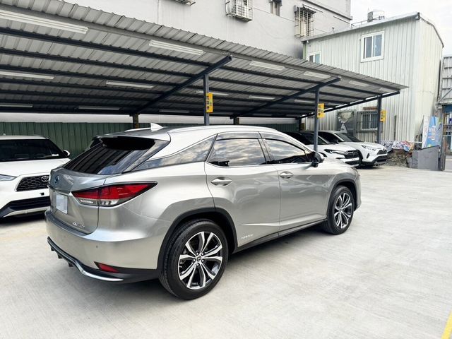 LEXUS凌志 RX450H  第29張相片