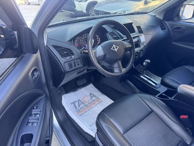 MITSUBISHI三菱 ZINGER  第9張相片