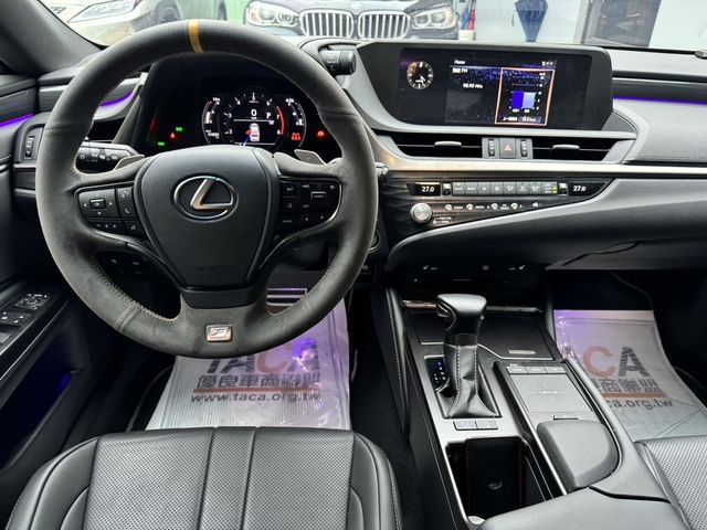 LEXUS凌志 ES250  第8張相片
