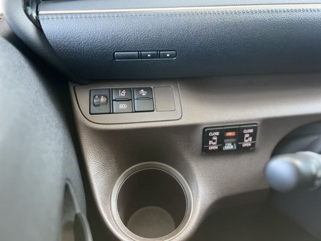 TOYOTA豐田 SIENTA  第7張相片