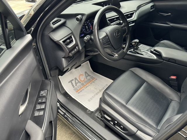 LEXUS凌志 UX200  第5張相片
